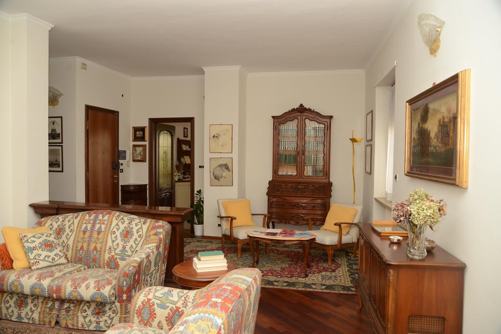 Alpignano Casa Delle Ortensie Bed & Breakfast エクステリア 写真